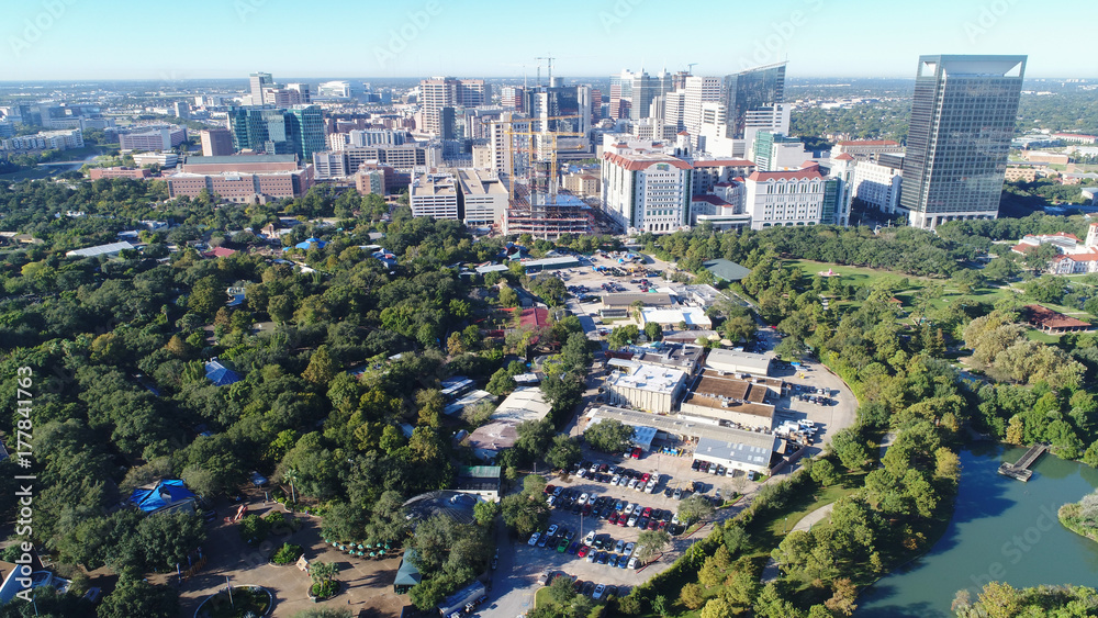 Obraz premium Aerial view of Herman Park near Medical center in downtown Houston, Texas
