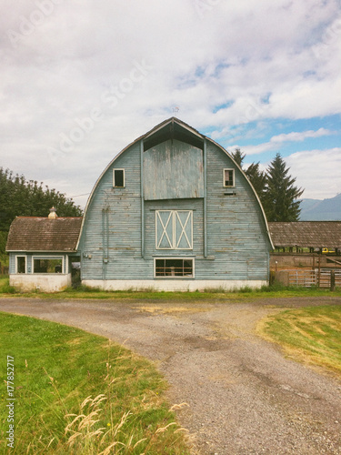 Blue Country Barn photo