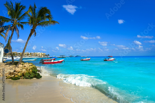 Fototapeta Naklejka Na Ścianę i Meble -  Playa del Carmen beach in Riviera Maya