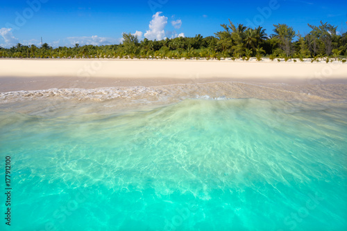 Riviera Maya Caribbean beach turquoise Mexico © lunamarina