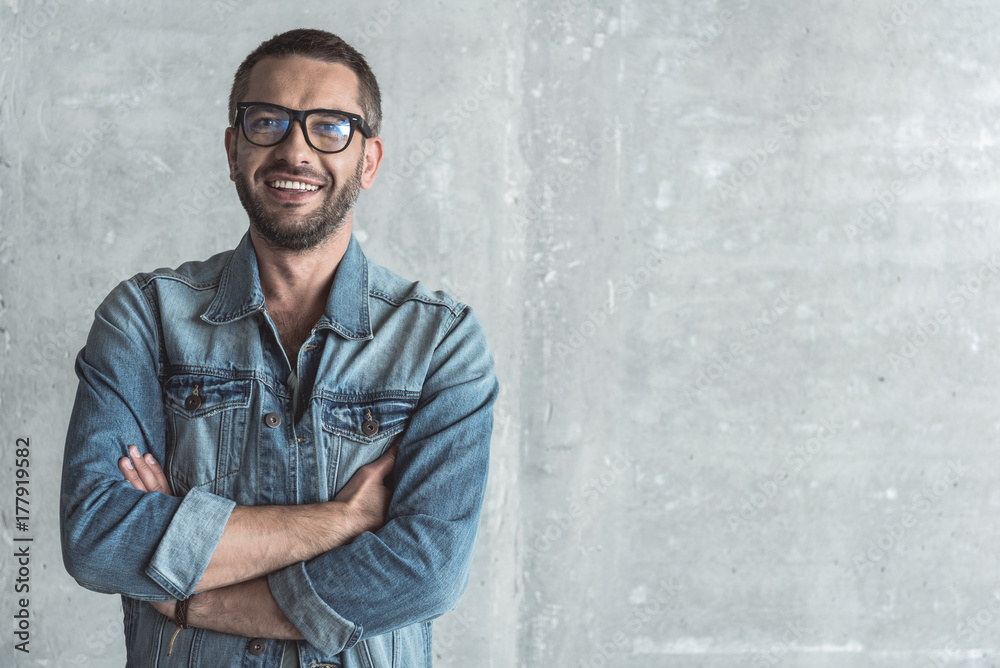 Obraz premium Successful cute guy is expressing gladness