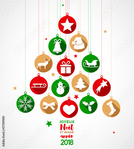 Sapin de Noël en boules colorées