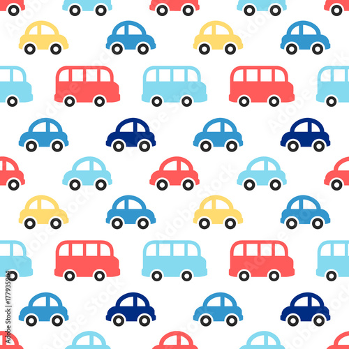 Tapety Śliczny retro bezszwowy chłopiec wzór z kolorowymi samochodami i autobusami