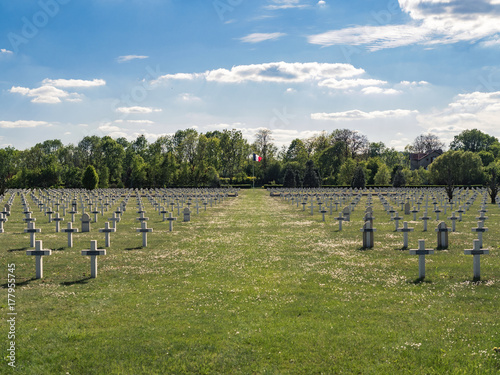 Französischer Soldatenfriedhof photo