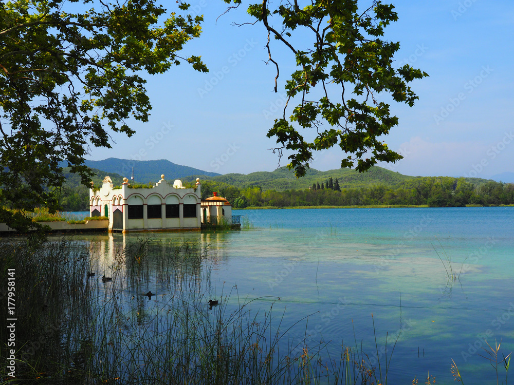 Obraz premium View of the Lake of Banyoles in Girona, Spain