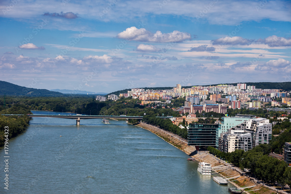 Obraz premium Cityscape of Bratislava City at Danube River