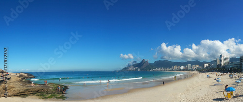 Fototapeta Naklejka Na Ścianę i Meble -  Panoramic view of Ipanema beach in Rio de Janeiro Brazil