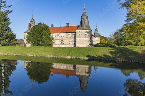 Obraz na płótnie Westerwinkel moated castle in North-Rhine Westphalia w salonie