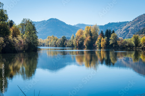 Idyllic view of river Mur on a day in autumn, Styria, Austria © Claudia Prommegger