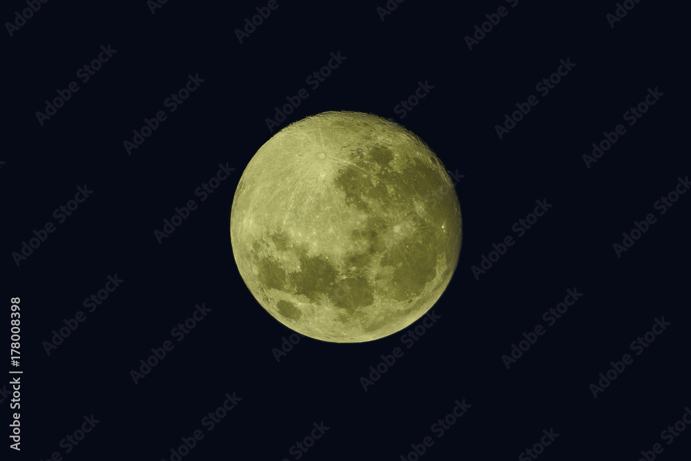 Fototapeta premium High Resolution Full Moon at Dusk