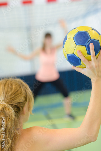 women playing handball