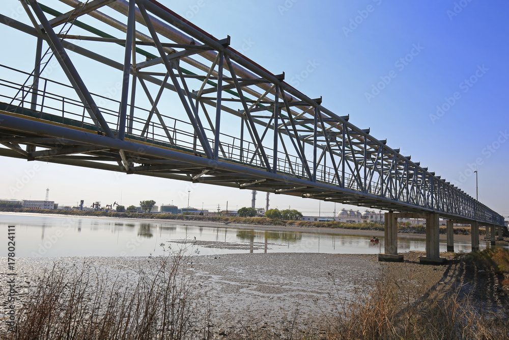 Oil pipeline, the oil industry equipment Oil pipeline, the oil industry equipment
