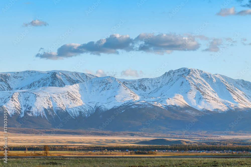 Fototapeta premium Beautiful mountains landscape with lake in summer 