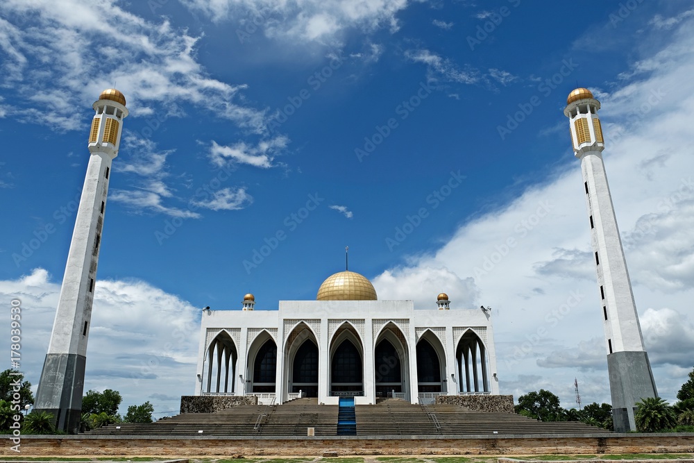 The central mosque at Songkhla province,In a day bright sky with white clouds.