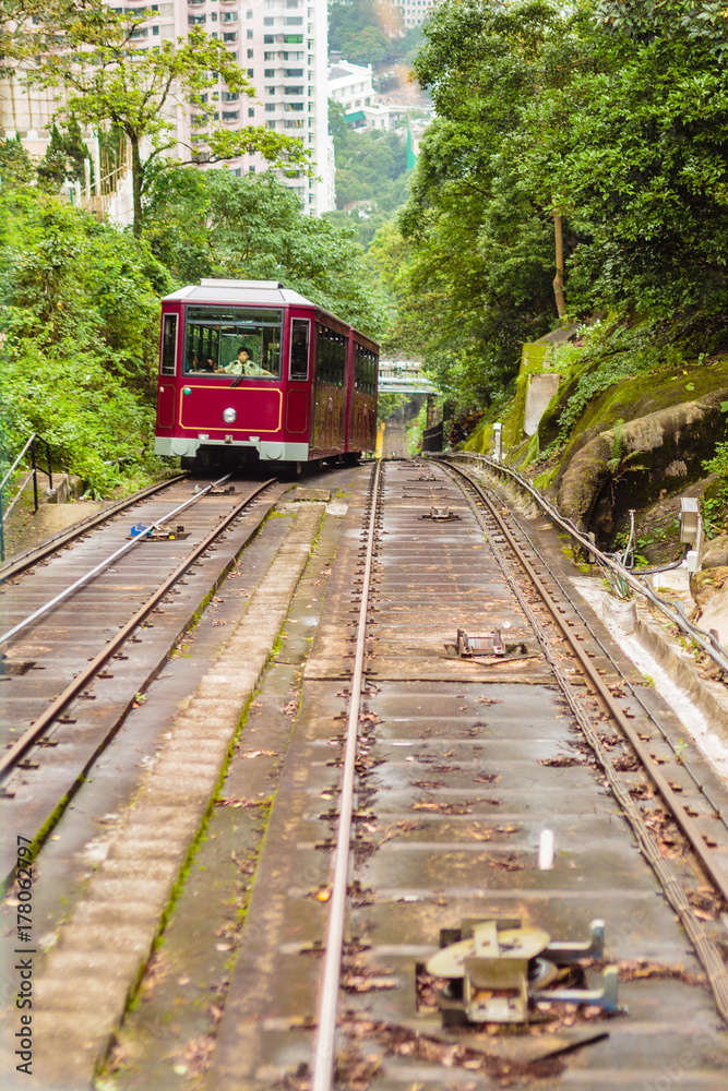 Naklejka premium Hong Kong, tandradbaan naar de Piek 
