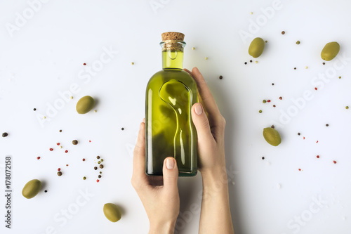 Fotografie, Obraz bottle of olive oil