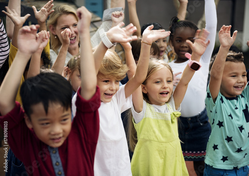 Fotografía Happy kids at elementary school