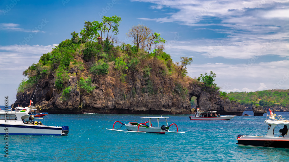 Crystal Bay beach at Nusa Penida island. Indonesia