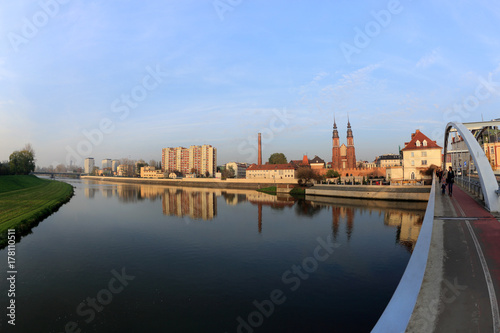 Architektura miasta Opole  widok od mostu i rzeki Odra.