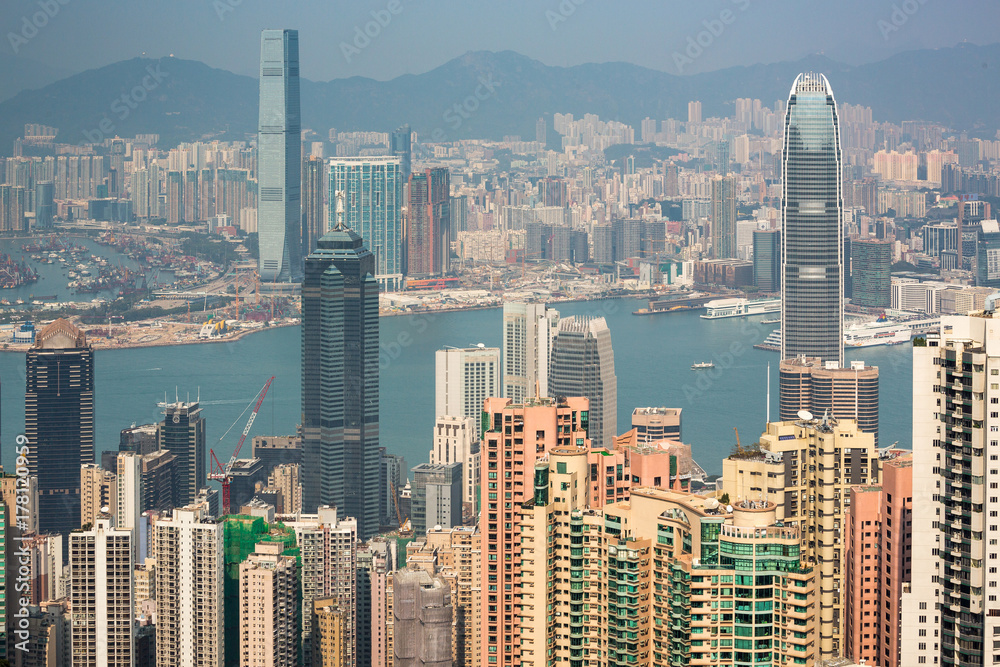 Fototapeta premium Hong Kong Skyline during the Day