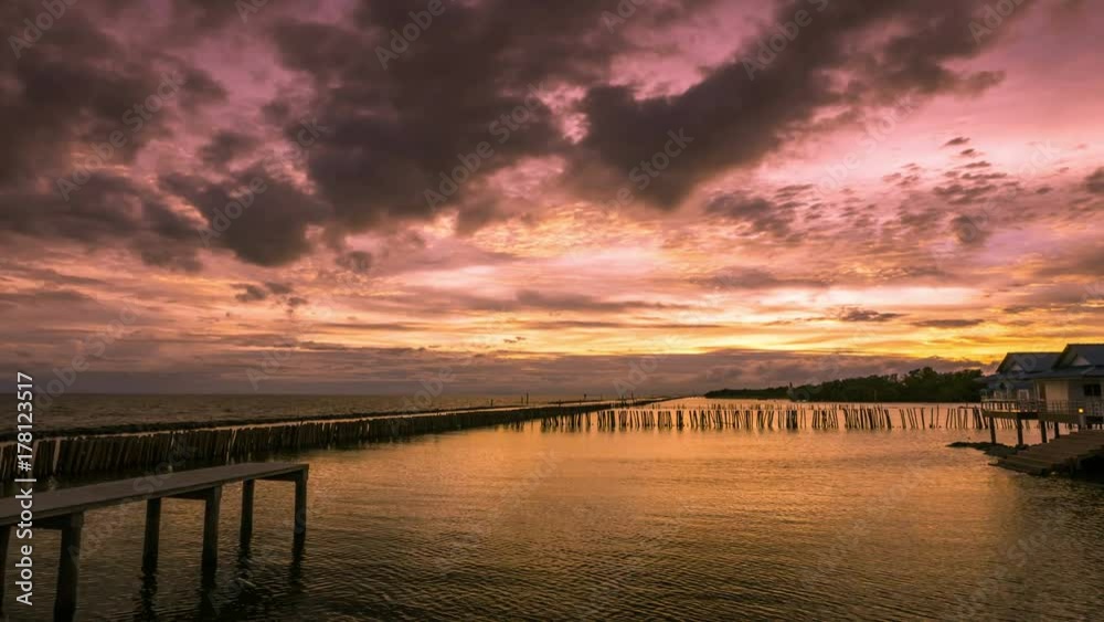 time lapse, sea and sky in the evening atmosphere time lapse, sea and sky in the evening atmosphere