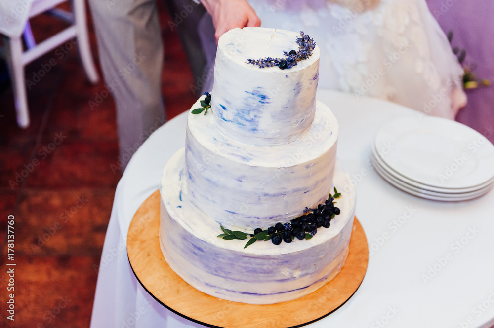 Beautiful delicious white wedding cake Beautiful delicious white wedding cake