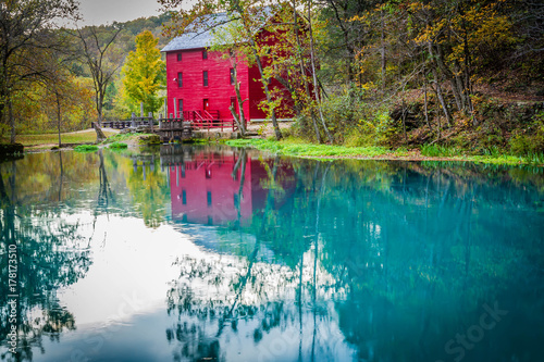 Alley Springs Mill