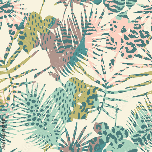 Trendy seamless exotic pattern with palm and animal prins