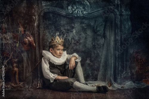 boy in the crown photo