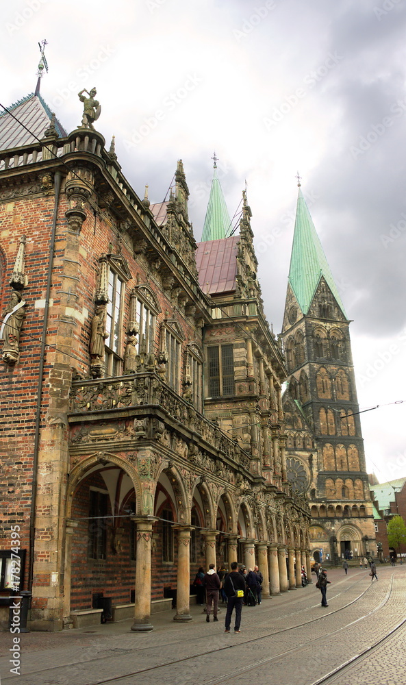 Fototapeta premium Bremen - Rathaus und Dom - III - 