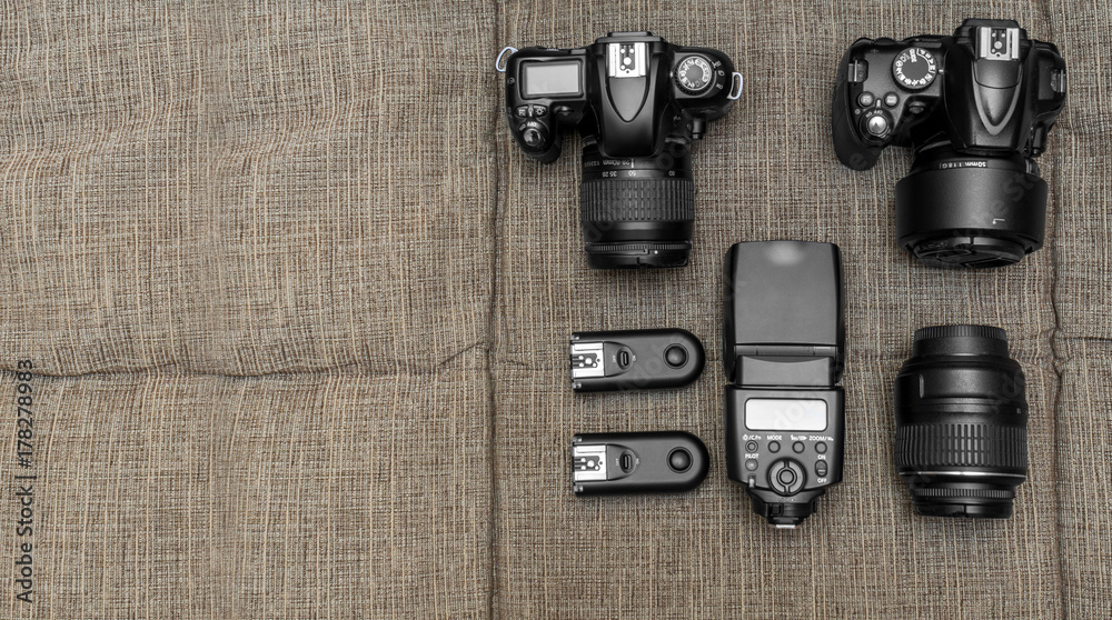 Flash cameras and other equipment on the surface Flash cameras and other equipment on the surface