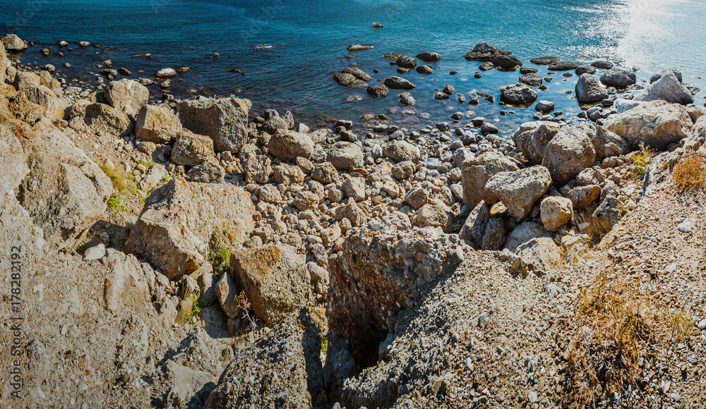 Obraz premium Rocky beach