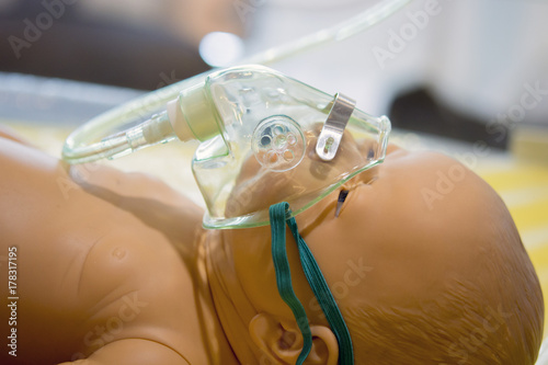 child oxygen mask photo