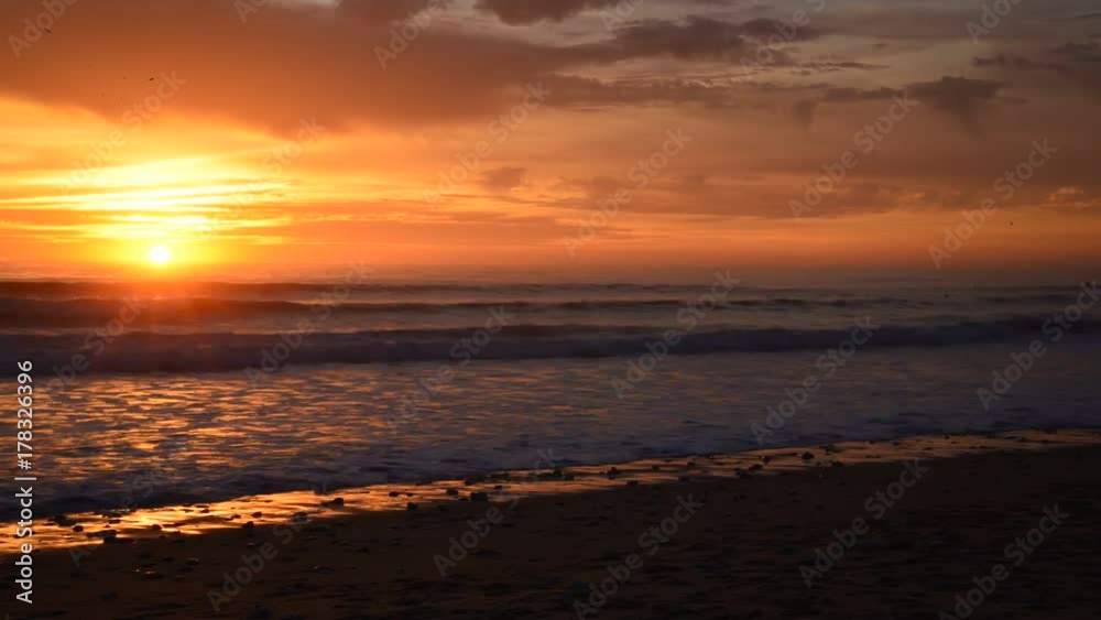Timelapse coucher de soleil Sainte Marie de Ré France Timelapse coucher de soleil Sainte Marie de Ré France