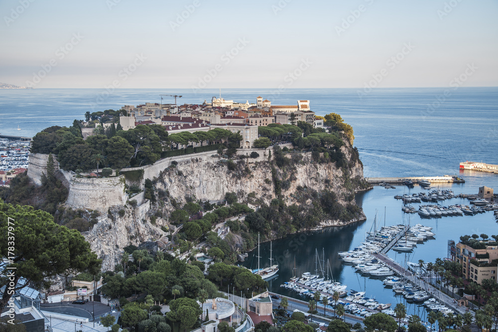 vue plongeante sur Monaco