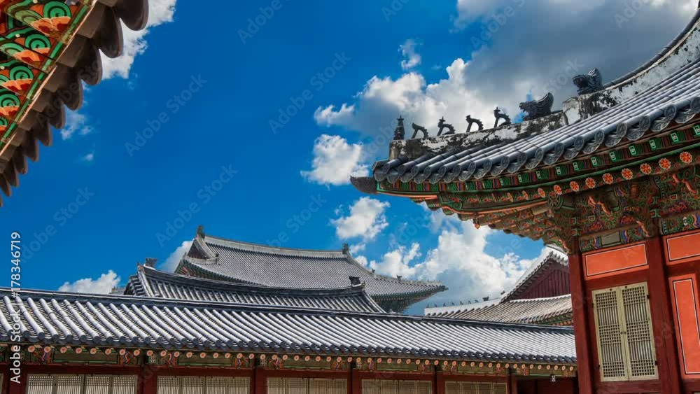 Timelapse of Gyeongbokgung place and clouds sky