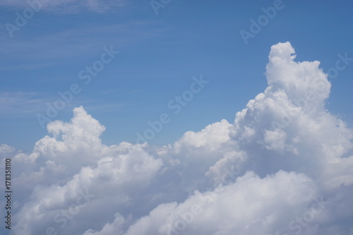 飛行機からみた入道雲