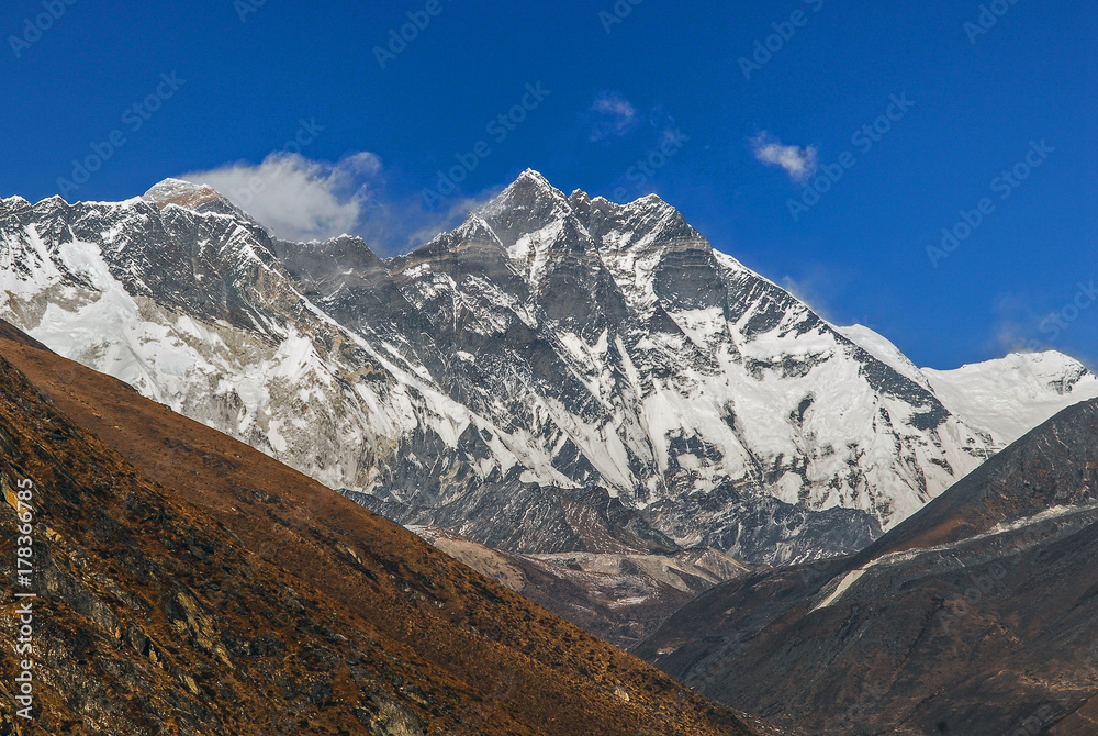 Nepal himalaya sagarmatha national park mountain range