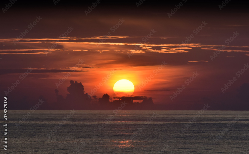 Atlantic Sunrise / Sunrise from Boynton Beach, Florida Atlantic Sunrise / Sunrise from Boynton Beach, Florida