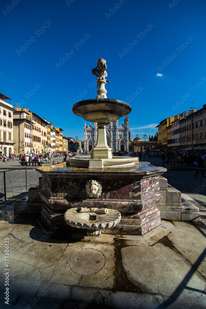 Fototapeta premium Florence, Italy - October, 2017. Narrow street in Florence, Tuscany, Italy. Architecture and landmark of Florence.