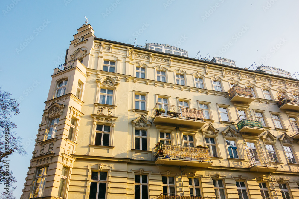 majestic yellow corner building