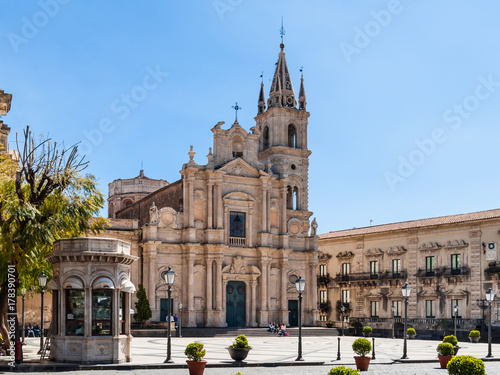 Bild auf Leinwand Piazza del Duomo in Acireale; Sizilien; Italien