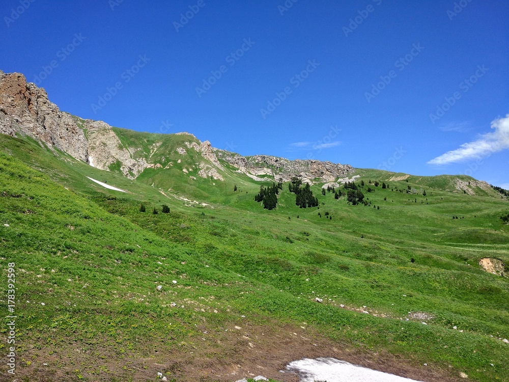 Naklejka premium Mountains