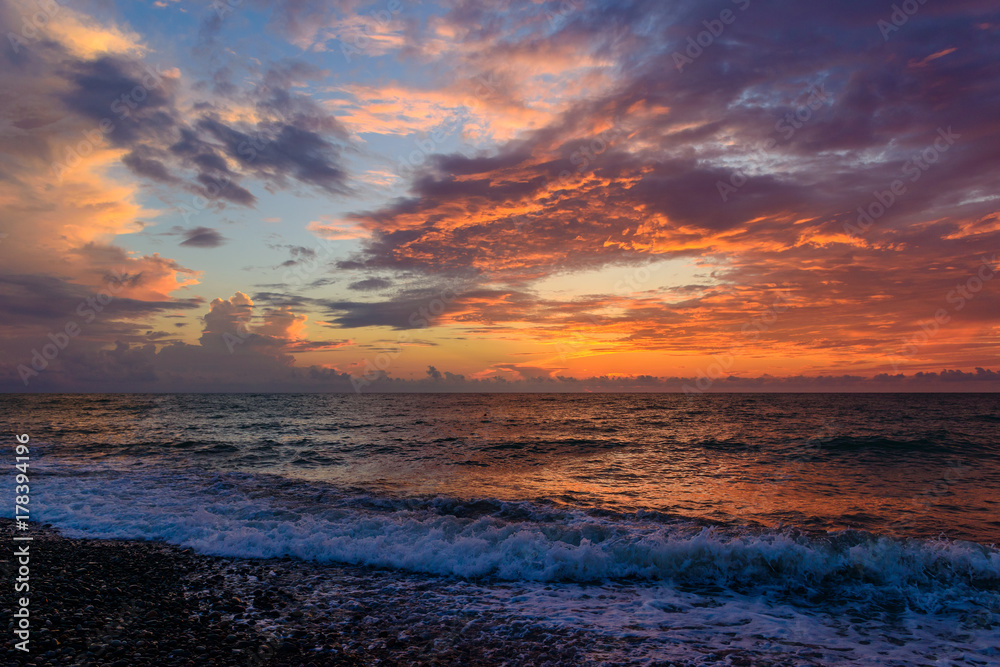Obraz premium Amazing purple sunset over the Black Sea