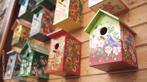 Photo Colorful bird houses
