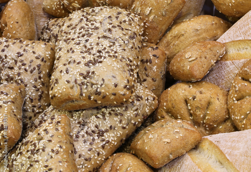 Fototapeta premium bread pieces made with whole wheat flour and seeds and cereals