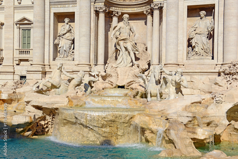 Trevi Fountain, Rome Italy