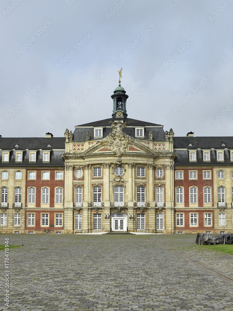 Fürstbischöfliches Schloss in Münster, NRW, Castle in Münster