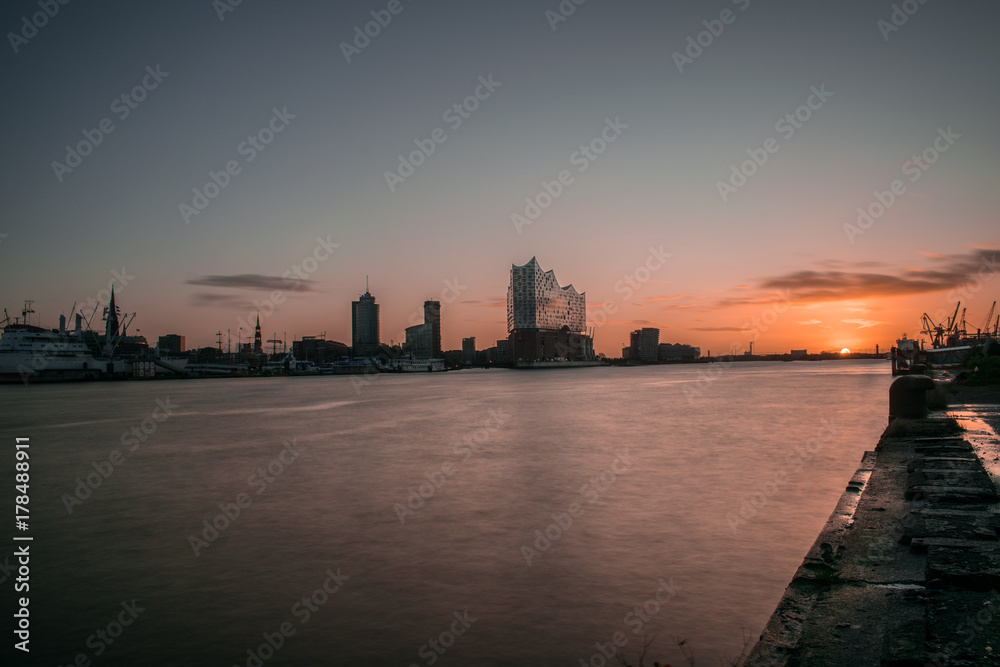 Sonnenaufgang Hamburger Hafen Sonnenaufgang Hamburger Hafen