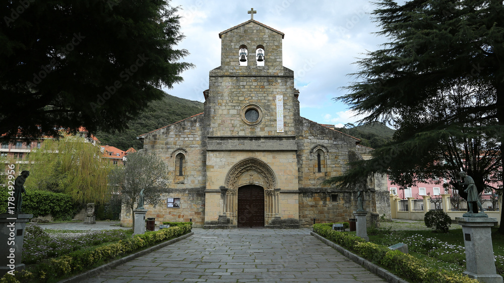 Iglesia de Nuestra Señora de la Virgen del Puerto, Santoña, Cantabria